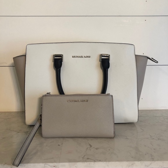 Michael Kors Handbags - EUC Michael Kors Selma Satchel & Wallet